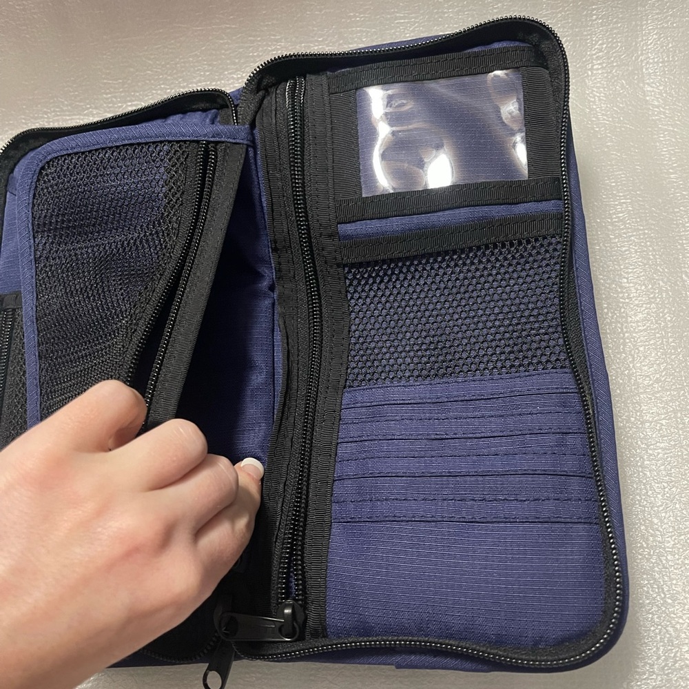 LL Bean Navy Blue Long Wallet / Travel Organizer – Multi-Use Holder (LLB#0VQ40) - Picture 9 of 17